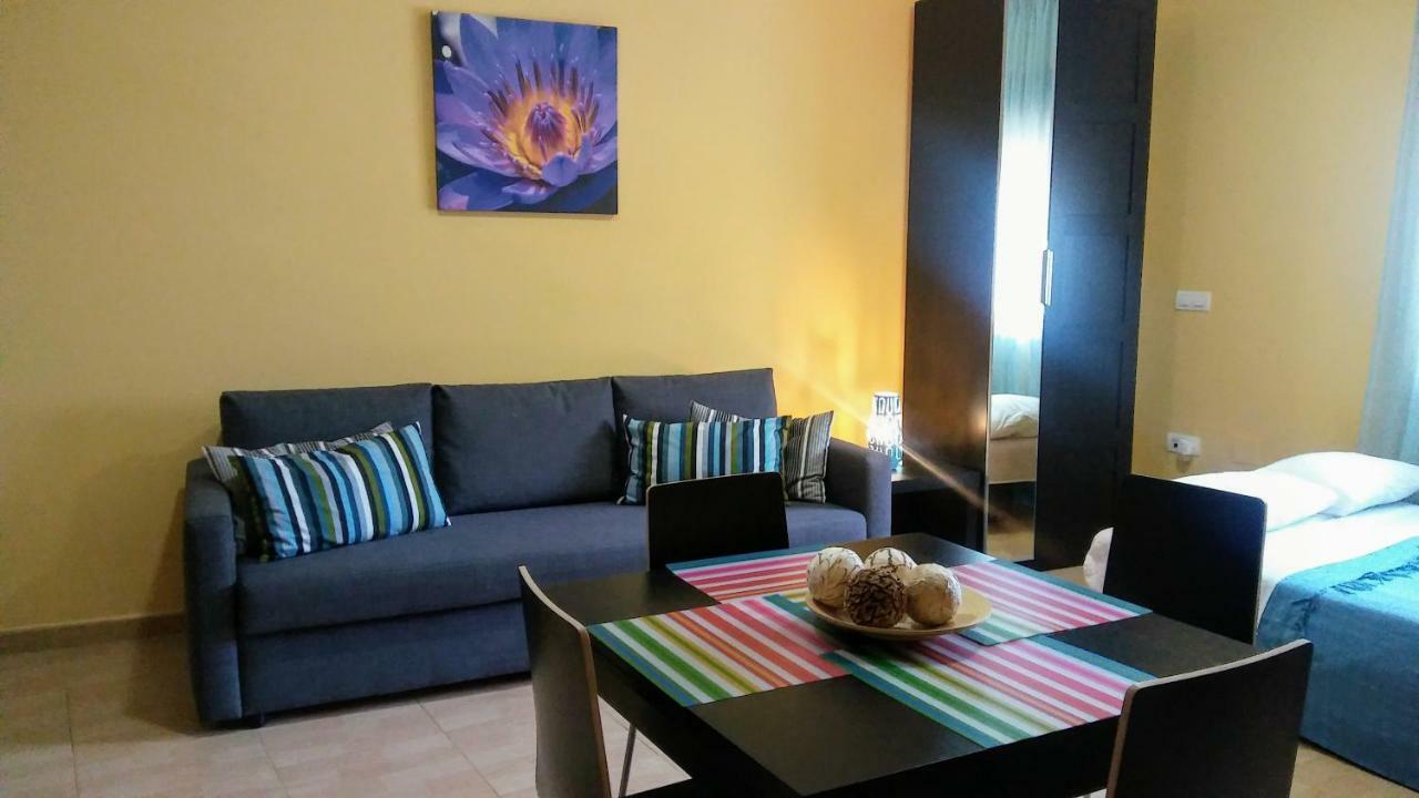 מאלגה Apartamento Domingo Lozano מראה חיצוני תמונה